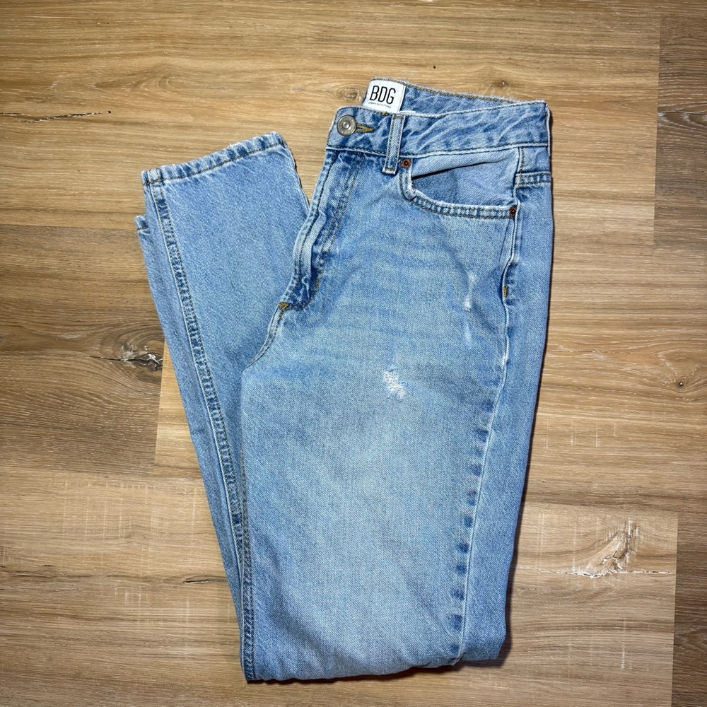Urban Outfitters Mom High-Rise | Light Blue Denim Pants | 100% Cotton | Size 26